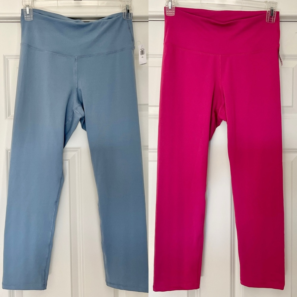 TWO pairs Old Navy capri leggings TALL size large